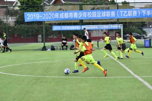 三亚亚沙会丨范俊杰夺得赛会首金 中国队包揽游跑两项个人赛金牌