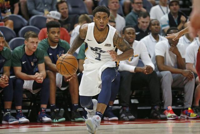 官宣：湖人双向合同签7尺中锋 新秀年场均3+3