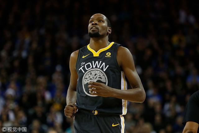 杨鸣谈新老交替：人才引进方面不如发达地区