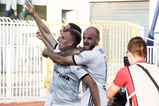 热身赛-李月汝19+12 中国女篮不敌比利时