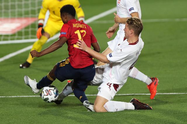 NBA自由市场第二日：汤神先签后换加盟独行侠